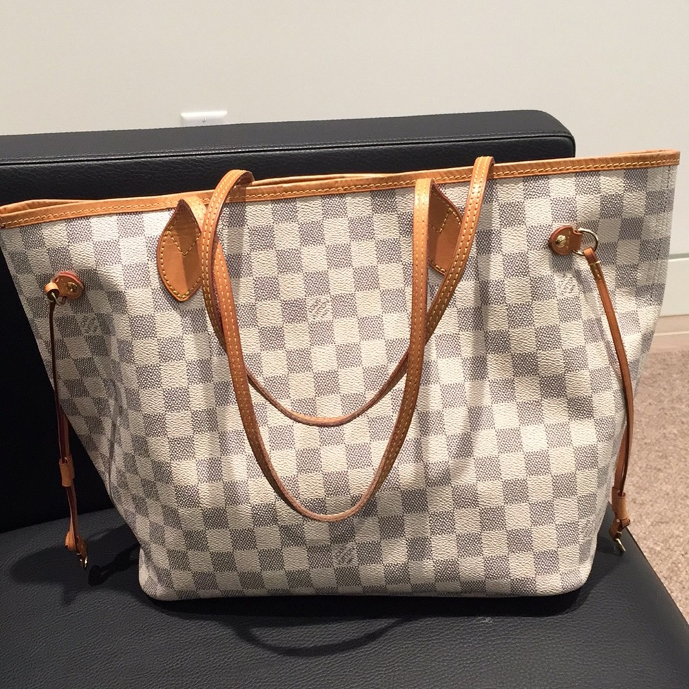 Louis Vuitton Neverfull MM